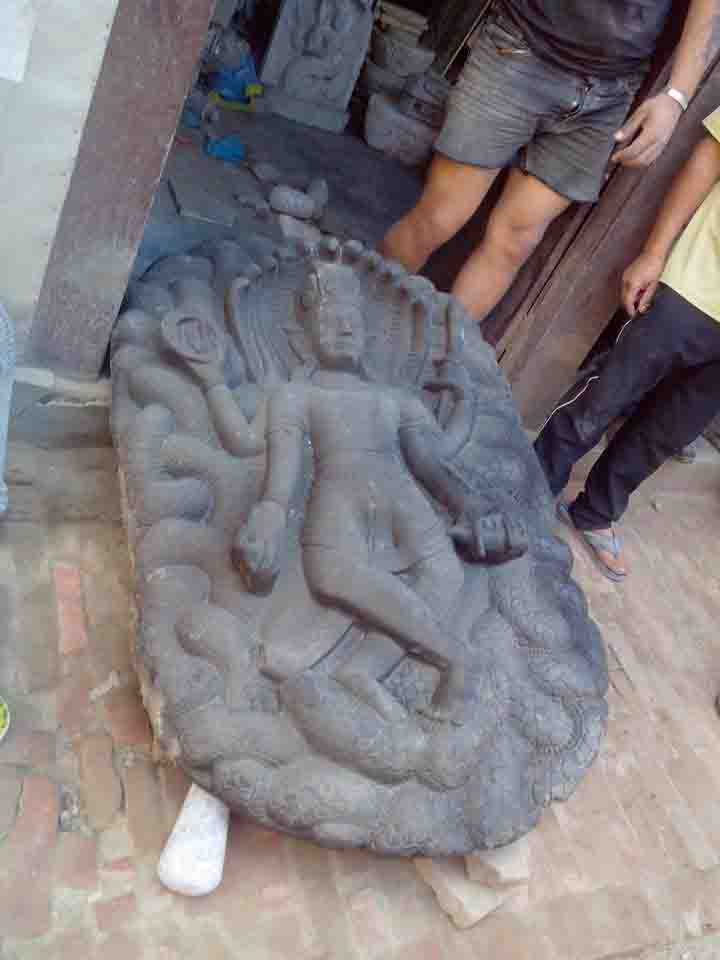 budhanilkandth-babu-stone-handicraft